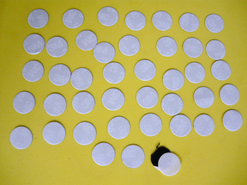 背胶冲型杂件脚垫