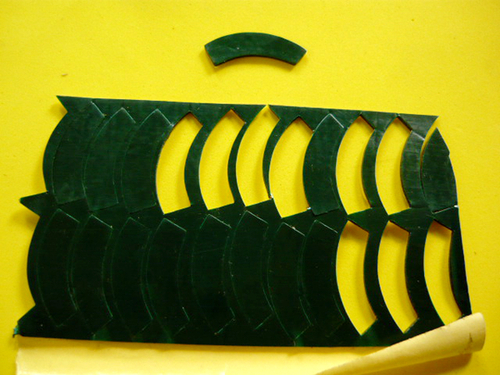 背胶冲型杂件脚垫